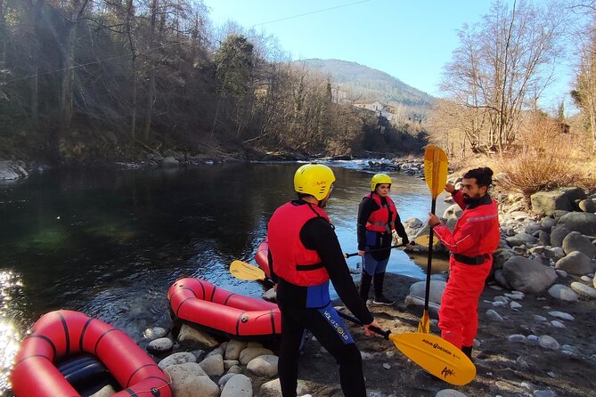 Kayak bridge of the devil - Kayaking the river from Lucca Rafting: what you’re really doing