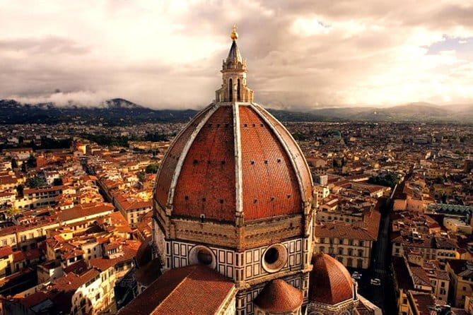 Kid-Friendly Florence Accademia Tour w Michelangelo's David & City Wonders - Duomo time: Santa Maria del Fiore without forcing a long indoor detour