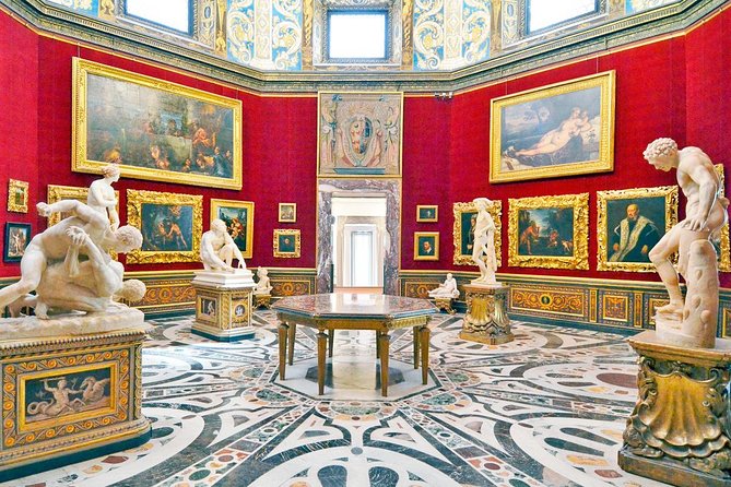 Kid-Friendly Uffizi Museum Tour in Florence with Botticelli & Leonardo Works - Stop 1: Le Gallerie degli Uffizi and the building that carries the story