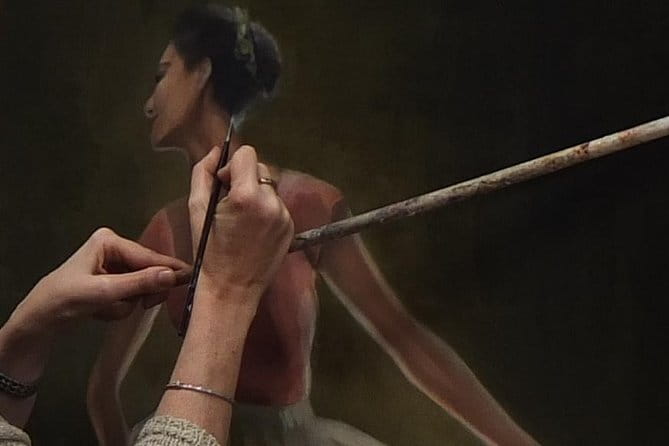 Learn to Sculpt or Paint in a Private Florence Art Studio - Pick your medium: oil painting with Laura or sculpting with Frank