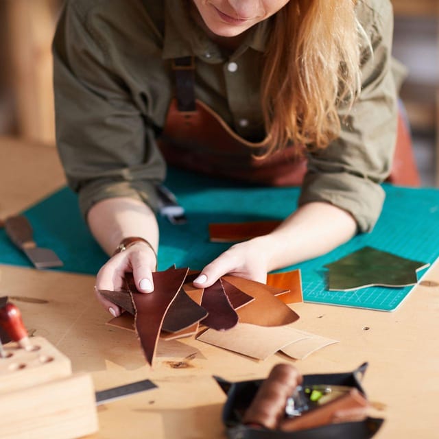 Leather and Passion: A Tour of Florentine Craftsmanship - Goldsmith and Jewelry Workshop: Precious Metals, Careful Craft