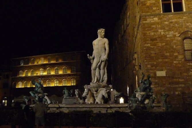 Legends of Florence 2-Hours Private Walking Tour by Night - Piazza San Firenze: the quiet square that sets the tone