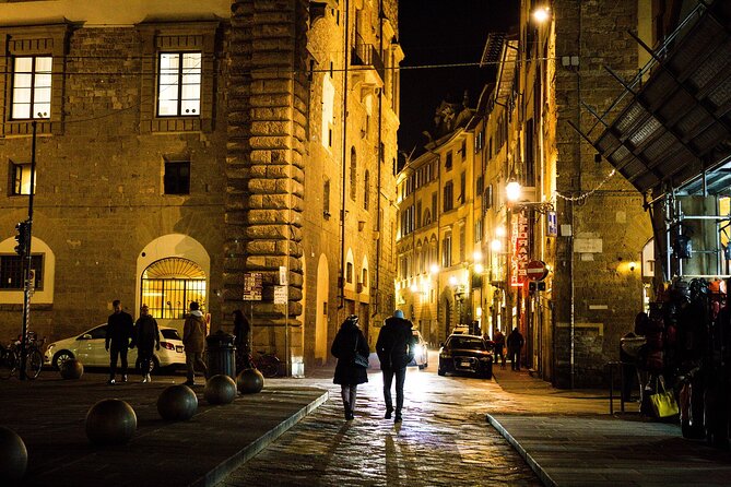 Legends of Florence 2-Hours Private Walking Tour by Night - Piazza della Signoria: Fra’ Savonarola and the civic heart