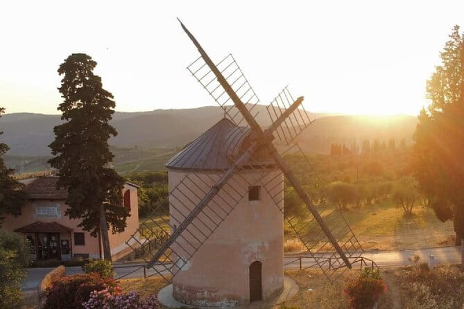Leonardo Da Vinci's wind mill visit and Organic olive oil tasting - Bottega del Mulino by Fattoria Lavacchio: The Leonardo da Vinci Windmill Connection