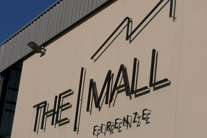 Luxury Chauffeur Service THE MALL from Florence to Reggello - Flexible timing: plan your day around shopping, not the other way around