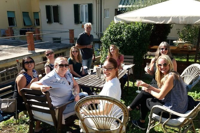 Market Tour & Traditional Tuscan cooking class in a garden - Sant’Ambrogio market shopping with Mirella and Stefano