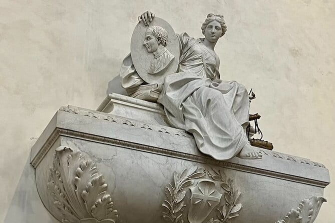 Michelangelo, Machiavelli & Galileo Tombs Exclusive Guided Tour - Entering Santa Croce: what the guide helps you notice