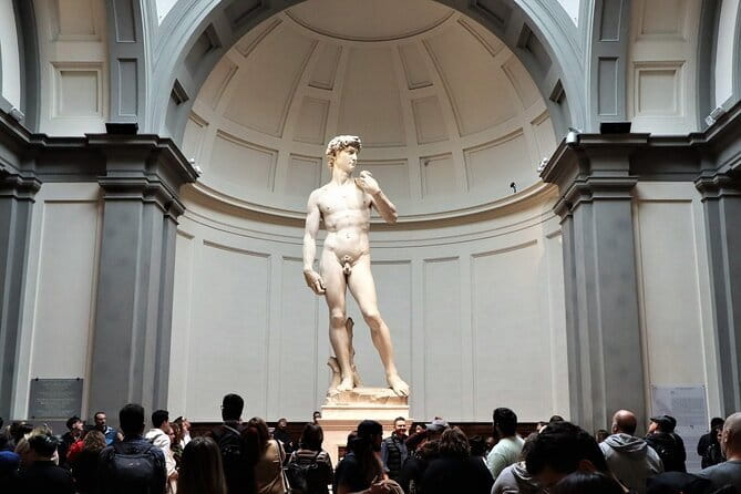 Michelangelo’s David Early Viewing Semi-Private Accademia Tour - Meeting on Via Ricasoli: fast start, clear plan