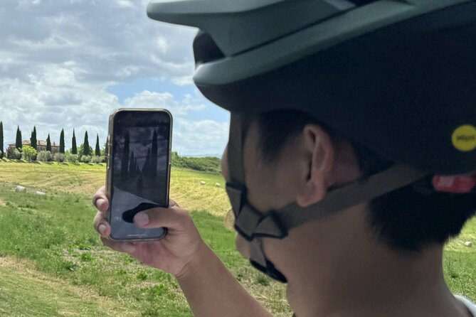MONTALCINO Private E-Bike & Brunello Winery Experience - Price and value: what $412.84 buys you (and who it’s for)