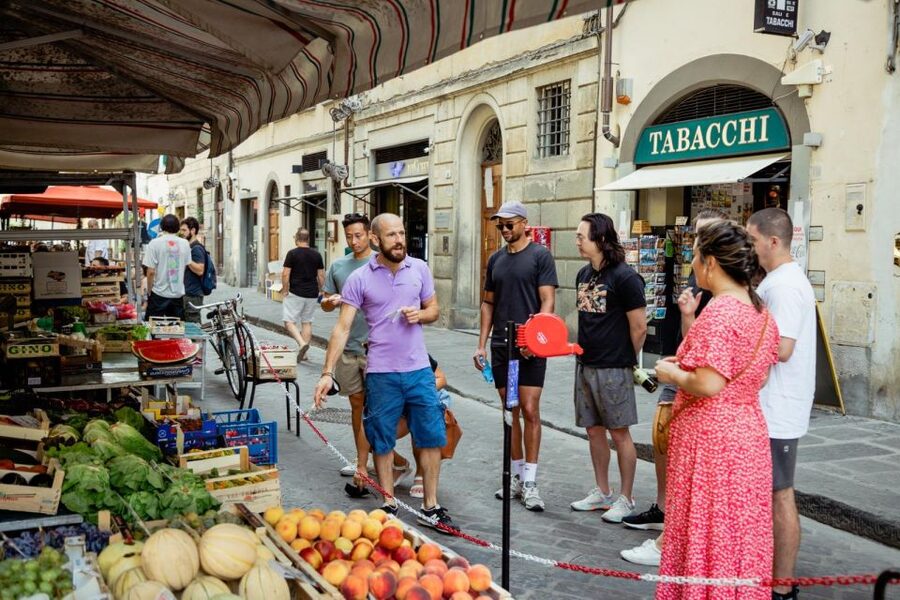 Neighborhood shopping & Homemade Pasta ! - Key things to love about this Florence pasta experience