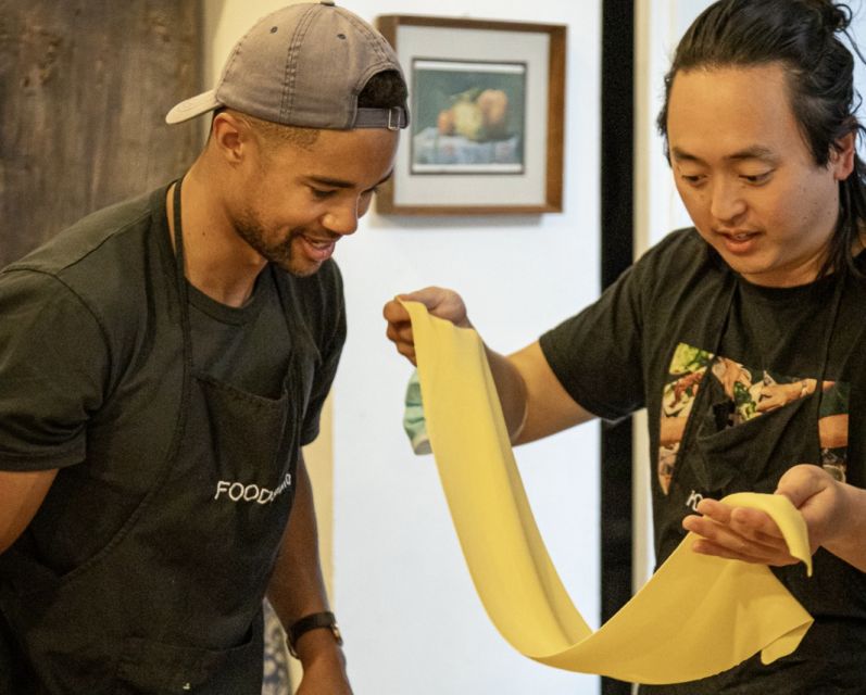 Neighborhood shopping & Homemade Pasta ! - Who should book this Florence pasta class?