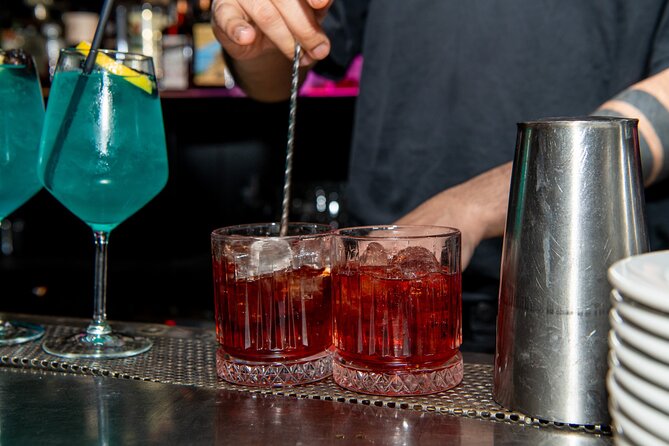 Night Out in Florence: Bar Crawl and City Walk - Santa Croce wine windows: limoncello or amaro the old way