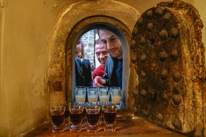 Night Out in Florence: Bar Crawl and City Walk - Guides and group vibe: friendly hosting is the real variable