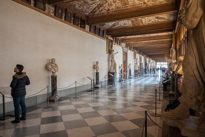 One Hour Uffizi Guided Tour: Masterpieces of the Renaissance - Meeting Point: Where to Find the Tour and Start on Time