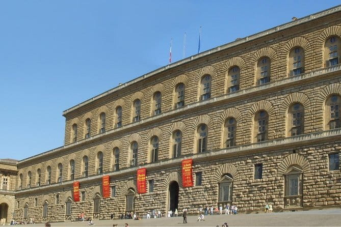 Palatine and Modern Art Gallery at the Pitti Palace in Florence - Getting in smoothly: using your skip-the-line entry at Pitti Palace