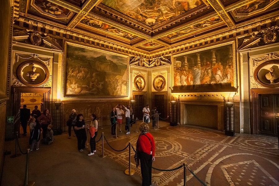 Palazzo Vecchio 90-Minute Morning Guided Tour - Palazzo Vecchio’s real story: a town hall built like a fortress
