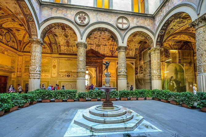 Palazzo Vecchio guided experience with entrance ticket - Palazzo Vecchio at Piazza della Signoria: why this place feels like the city’s brain
