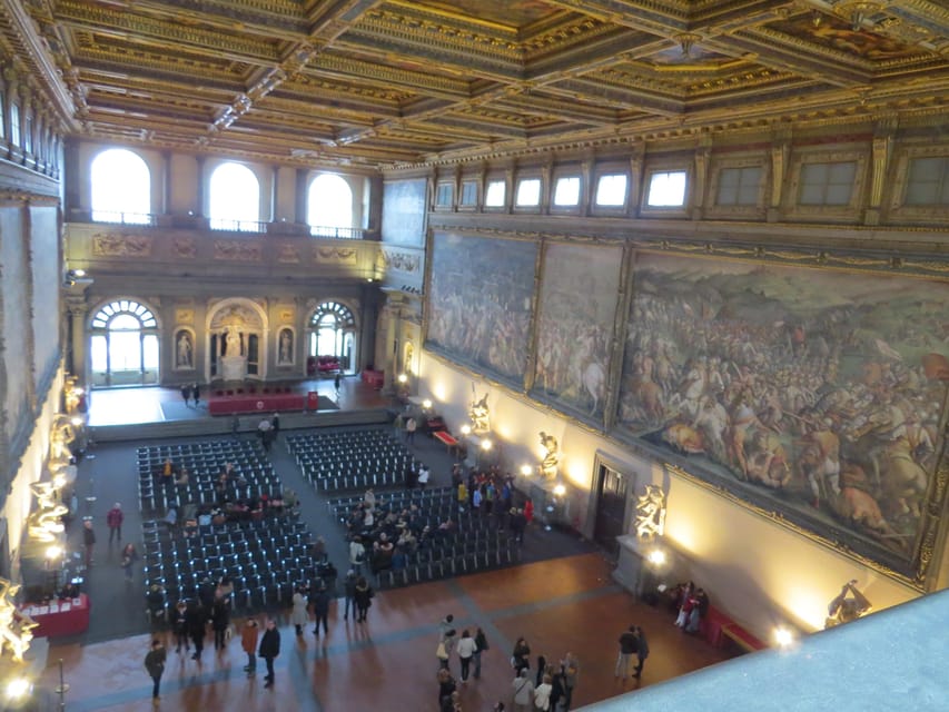 Palazzo Vecchio Secret Passages Tour & Lunch or "Gelato" - Meeting at Palazzo Vecchio: via dei Gondi and the Info point