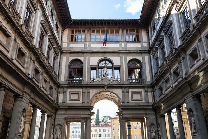 Palazzo Vecchio Tales - into Medici's secrets and mythology simbols - Medici family rooms: portraits, historical scenes, and myth gods