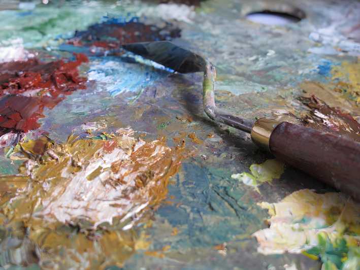 Palette Knife Painting Class Florence - The first steps: sketching, laying paint, and building a texture plan