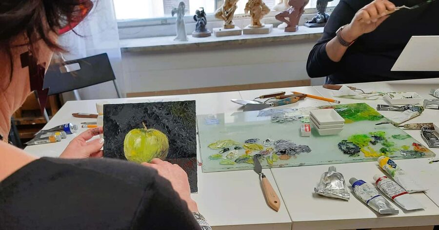 Palette Knife Painting Class Florence - Mixing oil colors the right way (and not fighting the medium)