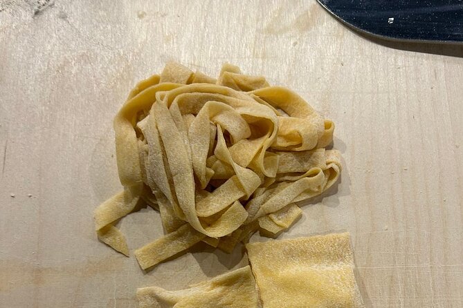 Pasta Fettuccine, Ravioli and Tiramisu Cooking Class in Florence - Ravioli Hands-On: Butter and Sage Like a Simple Classic