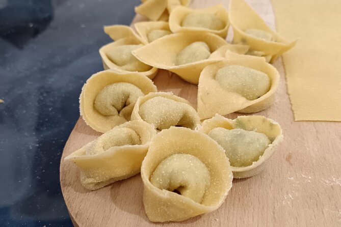 Pasta Making Class with Dinner and Wine in Florence - Who should book this pasta class (and who should skip it)