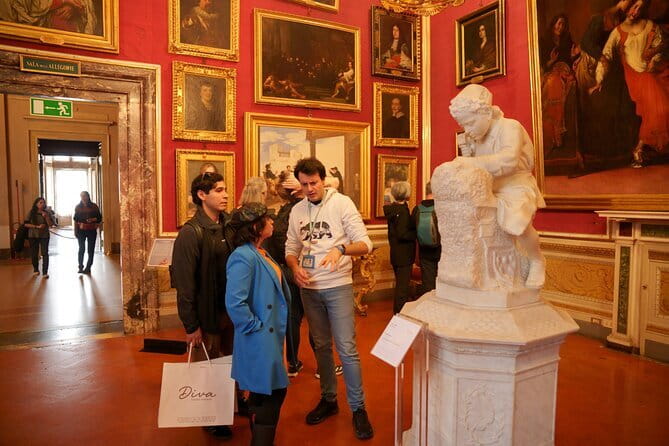 Pitti Palace and Palatine Gallery: A Royal Art and History Tour - Meeting at Piazza de’ Pitti and How the Tour Stays Manageable