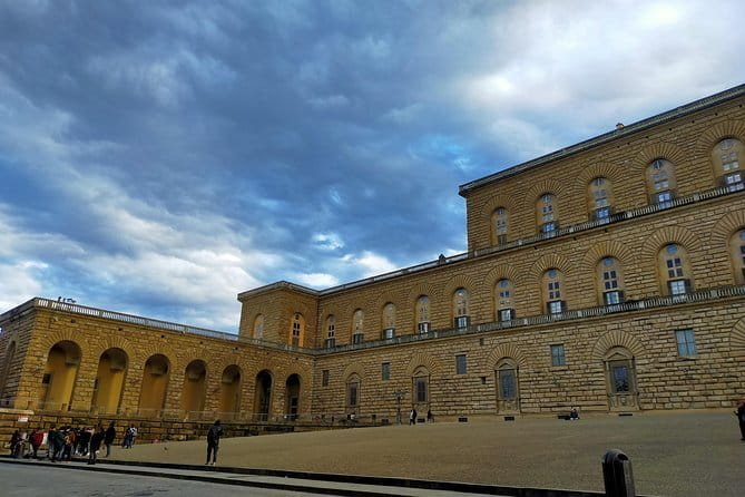 Pitti Palace: The Royal Palace of Florence - Galleria Palatina: The Ducal Painting Collection in Palazzo Pitti