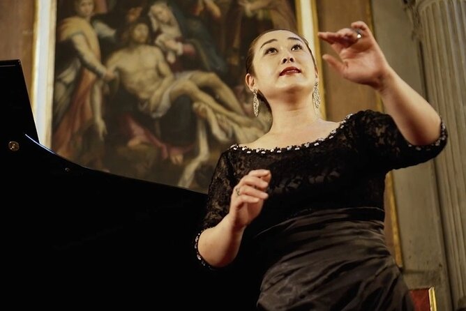 Pizza Dinner and Italian Opera Arias Concert in Florence - Where this shines: first-timers, couples, and opera-curious nights