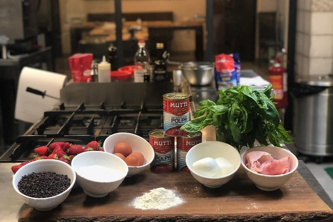 Pizza & Gelato Making Class in Oltrarno with Eating Europe - Class vibe and group size: why max 12 changes everything