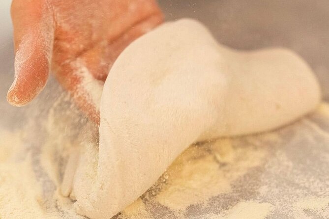 Pizza Making Private Class with Wine Tasting - Temperature Testing: Why This Lesson Feels Like Real Cooking Science