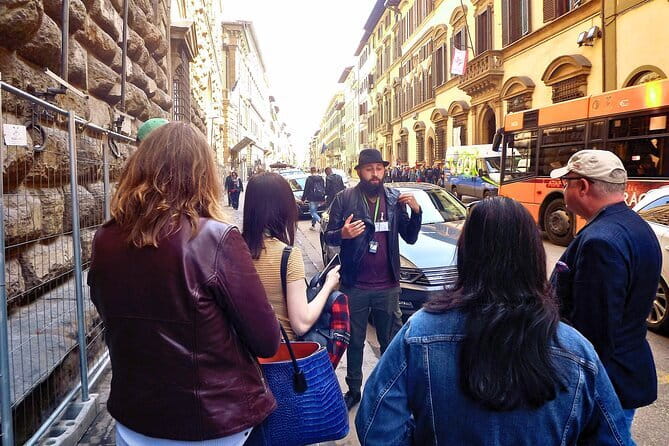 Power and Prestige: The Medici Walking Tour of Florence - Palazzo Medici Riccardi: The Beginning of Power, Not Just a Pretty Façade