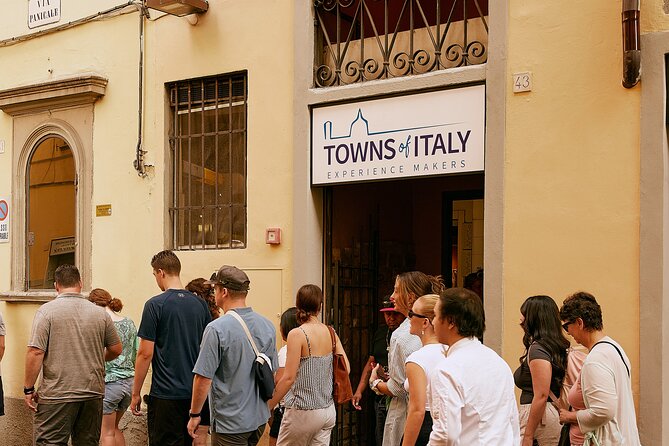 Premium Pasta and Gelato Cooking Class in Florence - Where this Florence class happens (and why location matters)