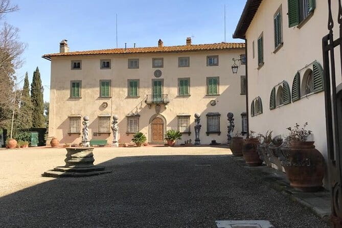 Private Carmignano Tour: The First Cabernet Sauvignon in Tuscany - The “first Cabernet” angle: why Carmignano is worth your attention