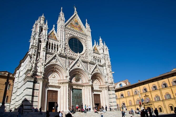 Private day trip to Siena, San Gimignano, Chianti and Pisa, from Florence - Siena: Piazza del Campo, Palio vibes, and a Gothic cathedral
