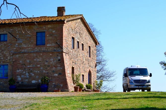 Private Departure Transfer: Florence Train Station - Vehicle size and luggage limits: small details that prevent big headaches