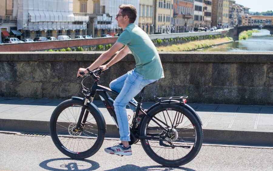Private E-Bike Tour: Piazzale Michelangelo & Florence hills - Leaving the crowds behind with a private guide