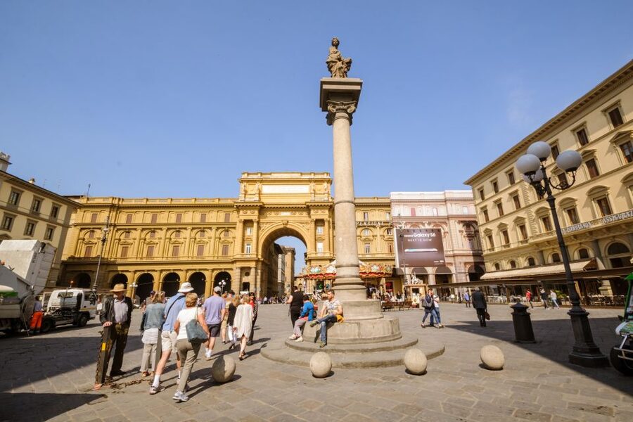 Private Flavors of Florence Walking Tour(Food&Wine Included) - Florence Central Market: the tastings that help you shop with confidence