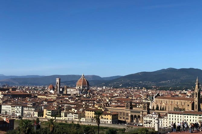Private Florence City Tour & The Mall Shopping - Ponte Vecchio and Palazzo Vecchio area: strolling Florence’s power-and-art core