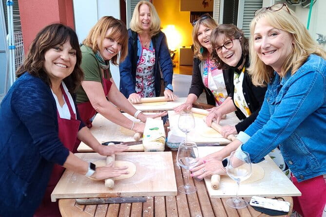 Private Florence Market Tour and Pasta Making Class with Cinzia - Meeting at Loggia del Bigallo: how the day starts in the right place