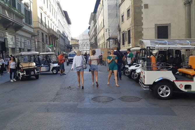 Private Florence Tour by Golf Cart ETukTuk with Audio Guide - The Scenic Series: Ponte Santa Trinita, Ponte Vecchio, and More