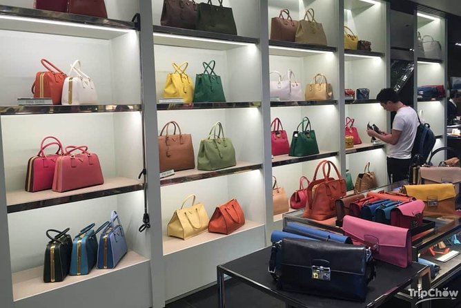 PRIVATE Full-Day Shopping Tour: The Mall GUCCI and Spaces PRADA outlet - Timing and pace: 8 hours that still feel manageable