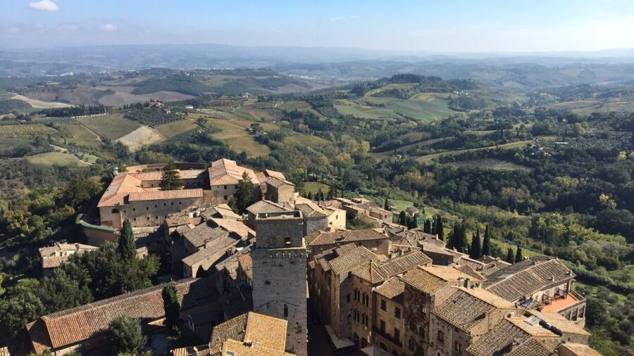 Private Guided Tour in San Gimignano - Piazza Duomo: Cathedral choices, Public Palace, and the highest-tower photo moment