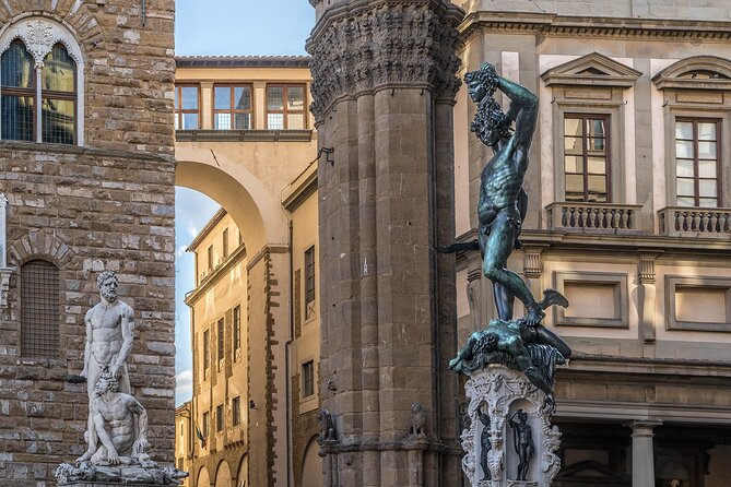 Private Guided Tour of Palazzo Vecchio in Florence - Inside Palazzo Vecchio: what you actually do for the full 2 hours