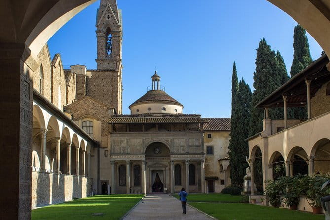 Private Guided Visit Florence's Santa Croce Basilica and Ancient Leather School - Entering Santa Croce: Neo-Gothic Marble and a Church With a Job