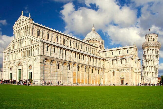 Private half day trip to Pisa, from Florence - Mercedes comfort, Wi‑Fi, and a driver who keeps things simple