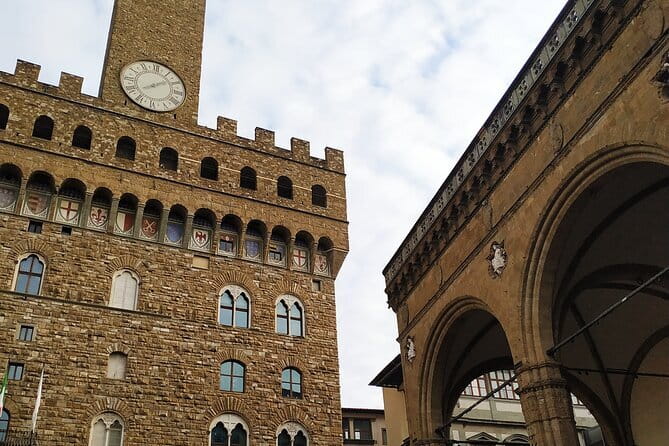 Private Kids Treasure Hunt in Palazzo Vecchio. Timed entry! - Guides and pacing: what “family-experience expert” means in practice