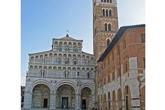 Private Pisa and Lucca Tour from Florence with Transportation - The Role of the English-Speaking Driver (It’s Not Just Driving)