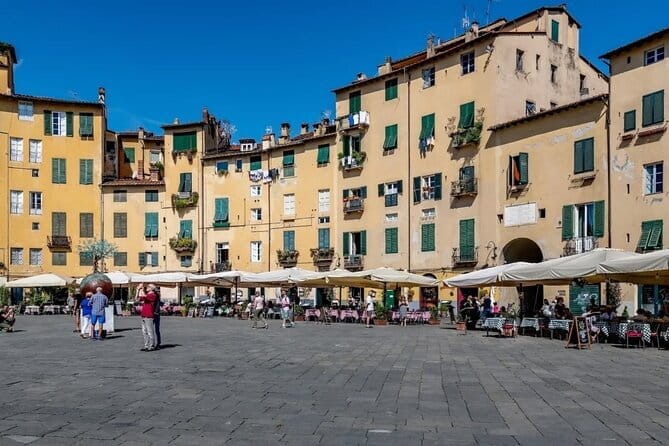 Private Pisa & Lucca Day Tour from Florence - Lucca on foot: tight streets, Renaissance buildings, and a guide who helps you read the city